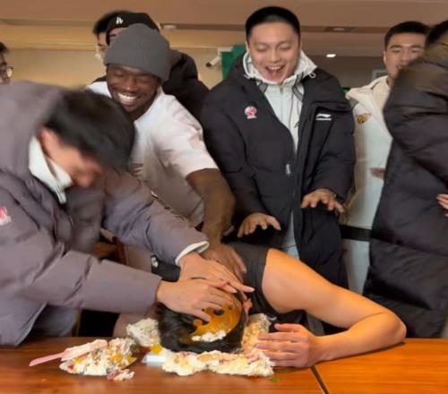 王鹤棣代言,雅迪,全明星赛引,开云体育,开云体育官网,开云体育app,开云体育平台,KAIYUN,SPORTS,kaiyun登录入口